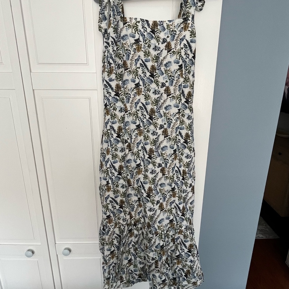 Elegant Floral Print Midi Dress - Picture 3 of 4